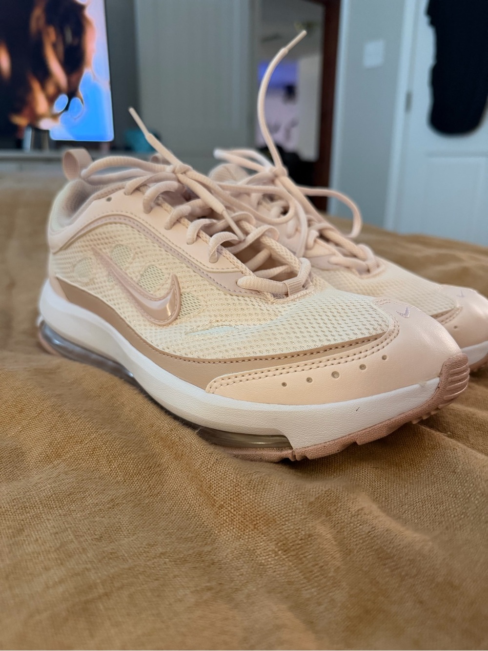 Nike Women’s Pink Beige Air Max Mesh Sneakers